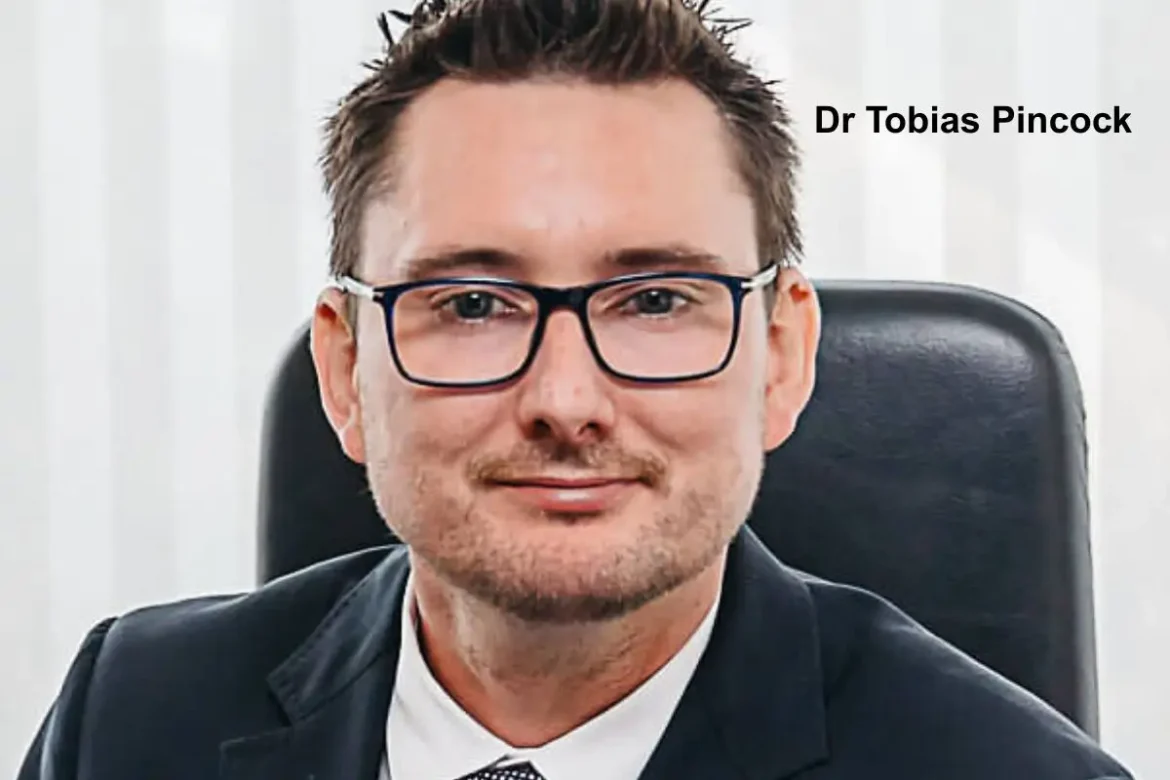 Dr Tobias Pincock
